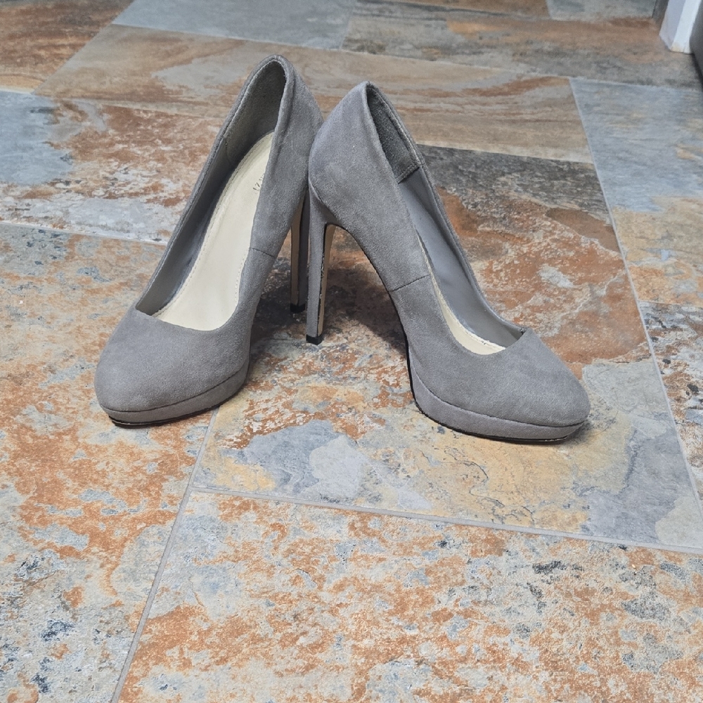 Forever 21 Elegant Gray Heels